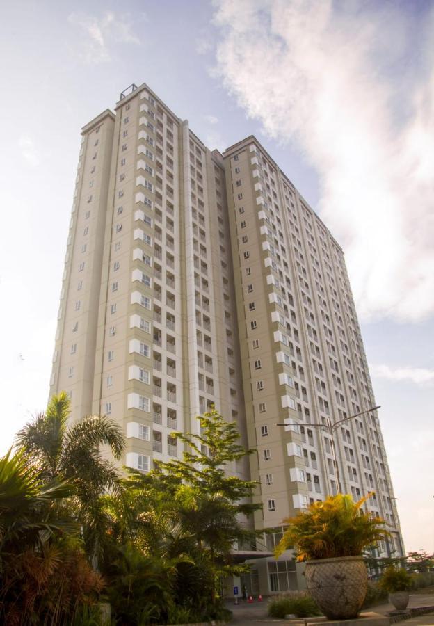 Skyland City Hotel Jatinangor Cilimus Экстерьер фото