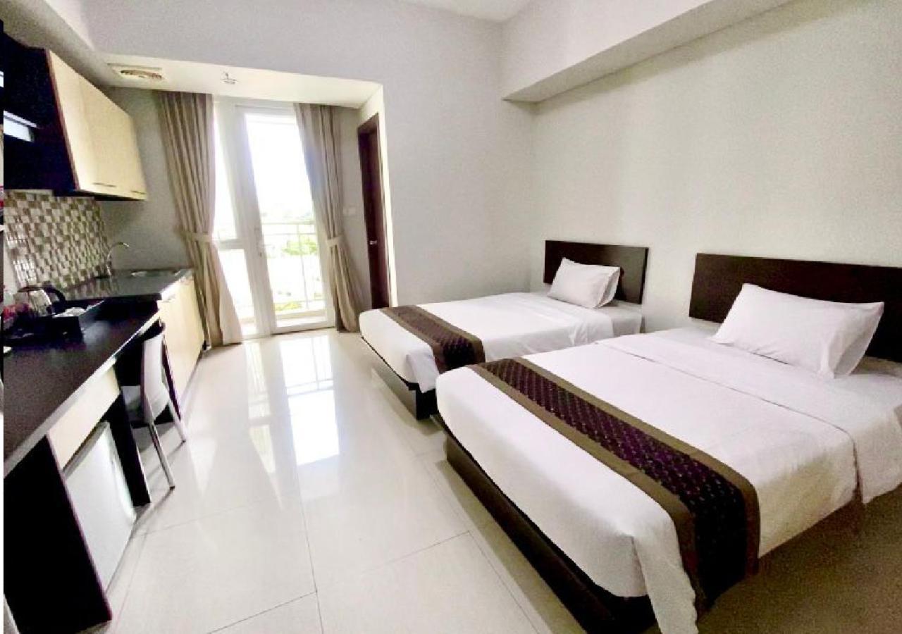 Skyland City Hotel Jatinangor Cilimus Экстерьер фото